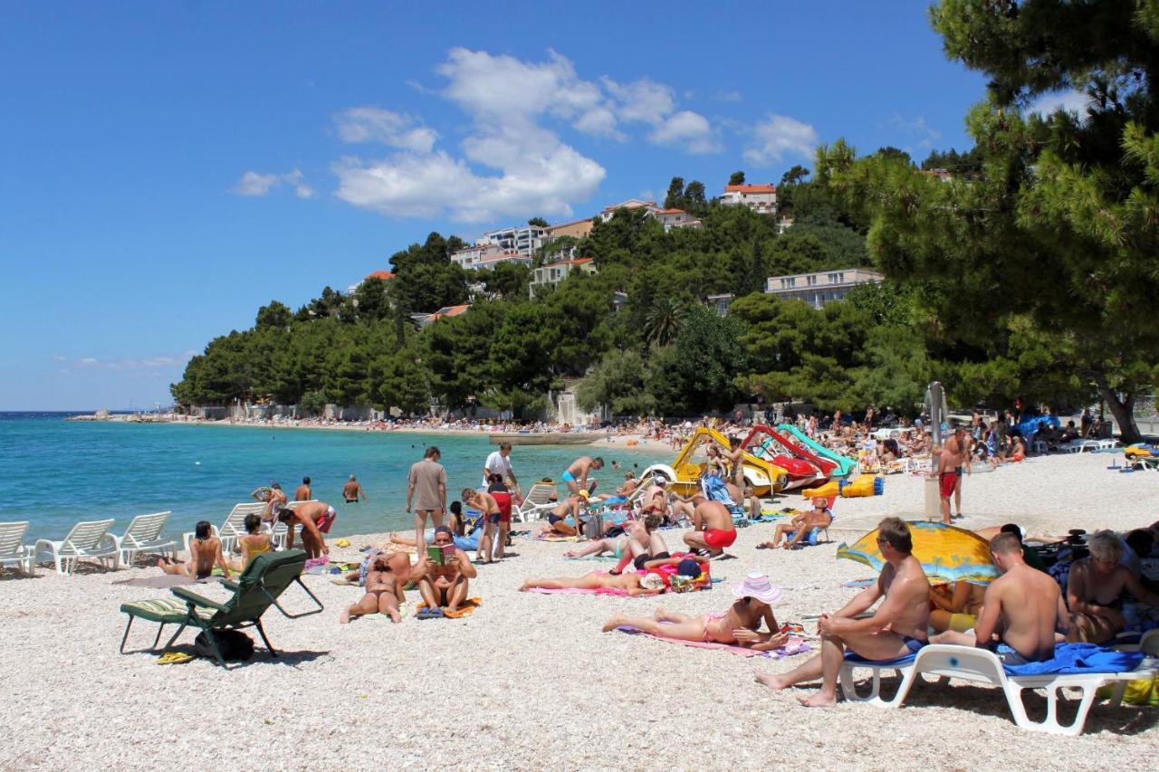 Apartments by the sea Baska Voda, Makarska - 17570 Bagian luar foto