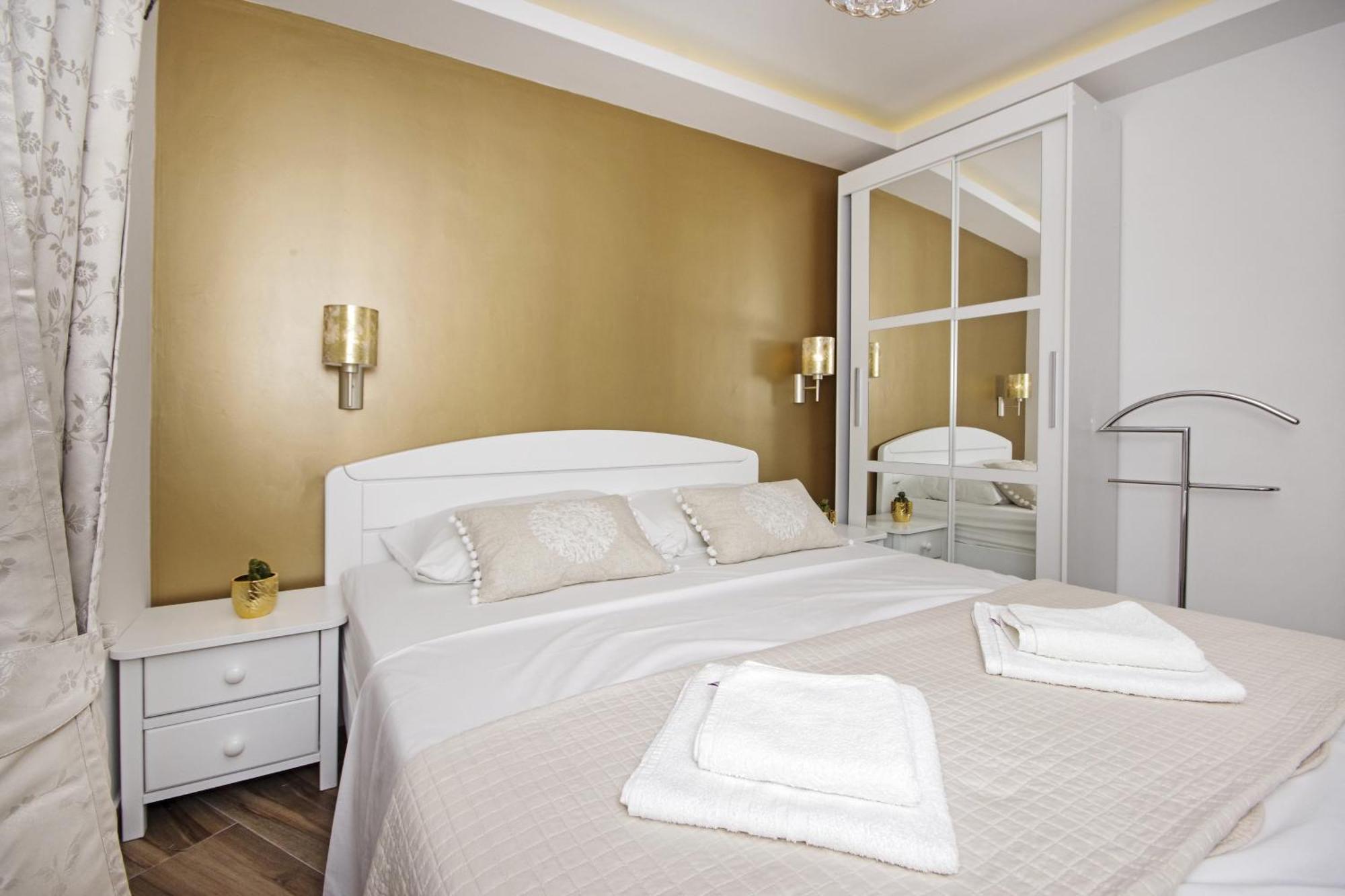 Apartments by the sea Baska Voda, Makarska - 17570 Ruang foto
