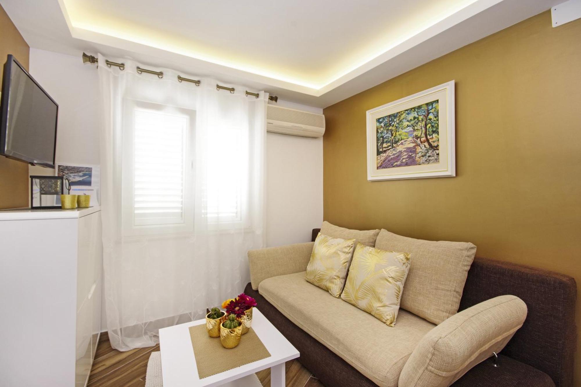 Apartments by the sea Baska Voda, Makarska - 17570 Ruang foto
